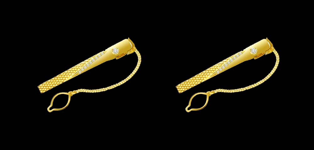kẹp cà vạt mạ vàng là món quà độc đáo tại Vina Gold Art